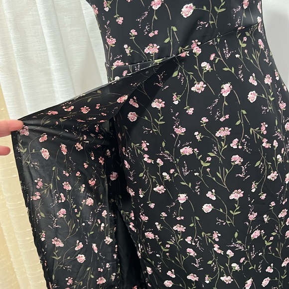 Floral Dress - Picture 4 of 4